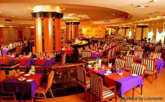 Winnerway Hotel Донгуан Ресторант снимка